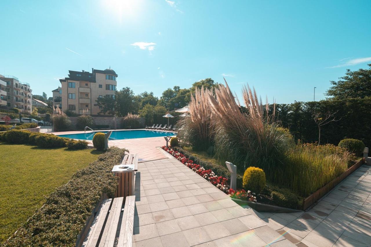 Freddo Apartment - Coral Residence Complex With Parking & Pool Varna Eksteriør billede