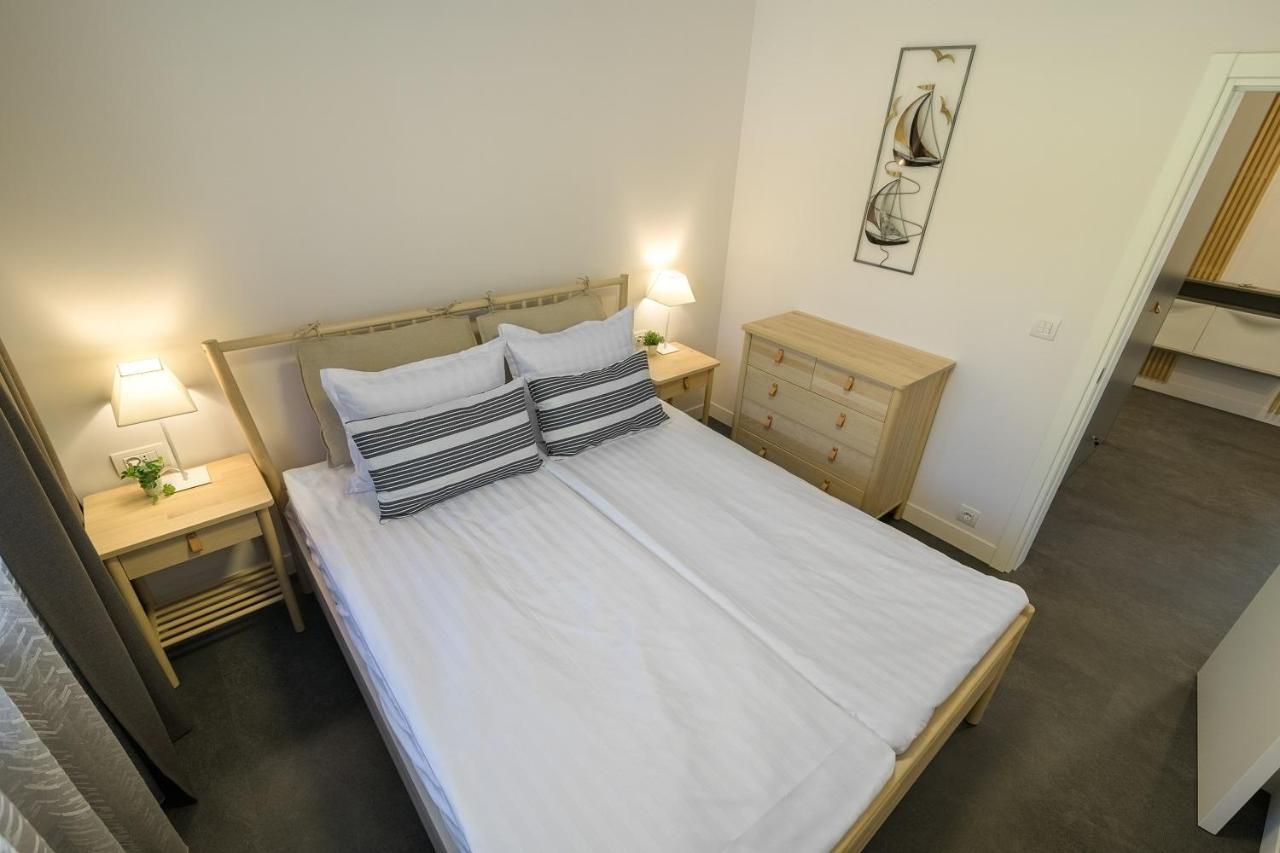 Freddo Apartment - Coral Residence Complex With Parking & Pool Varna Eksteriør billede
