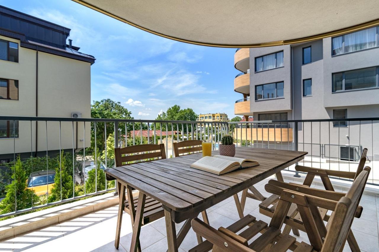 Freddo Apartment - Coral Residence Complex With Parking & Pool Varna Eksteriør billede