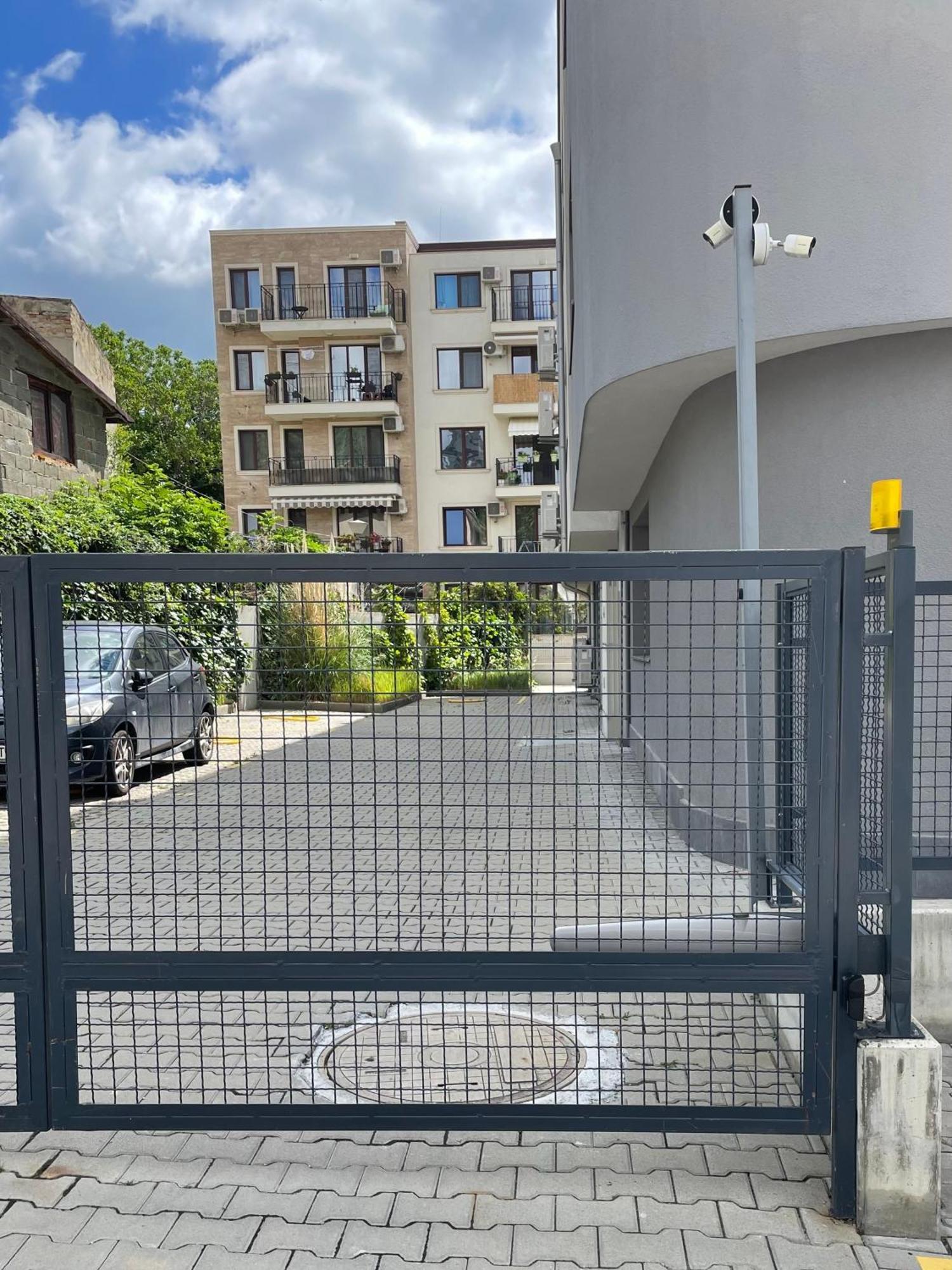 Freddo Apartment - Coral Residence Complex With Parking & Pool Varna Eksteriør billede